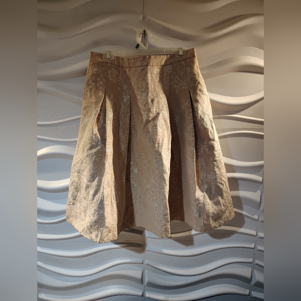 Pre-owned Like New Eva Mendes Beige Floral Skirt Size 8